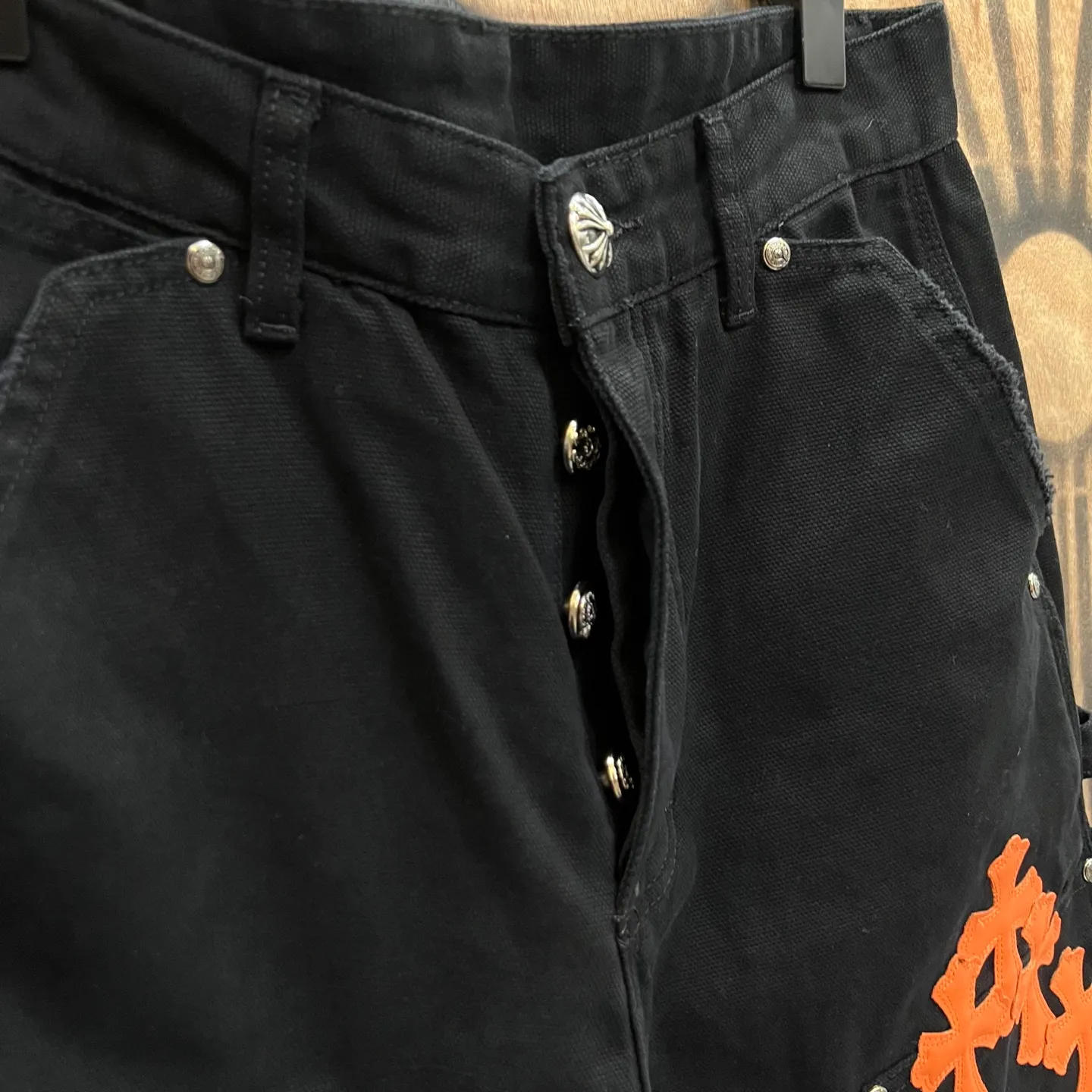 P520 chrome hearts limited series new city limited jeans Chrome Hearts city limited denim shorts vintage levis American made 501 505 517 base version remake Levis American made 501 base version imported sheepskin 925 silver remake Customers provide waist and pants length or height and weight. The studio will select the most suitable base version for you to remake. There are many people doing remakes in the market. Don’t belittle or comment. The difference is visible to the naked eye. See and compare for yourself #CHROME HEARTS Unisex style